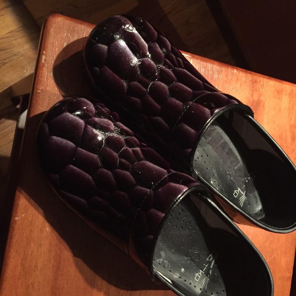 Dansko Patent leather clog size39